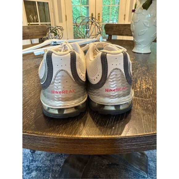 Nike REAX Run White Sneakers Sz 11 - Picture 5 of 8